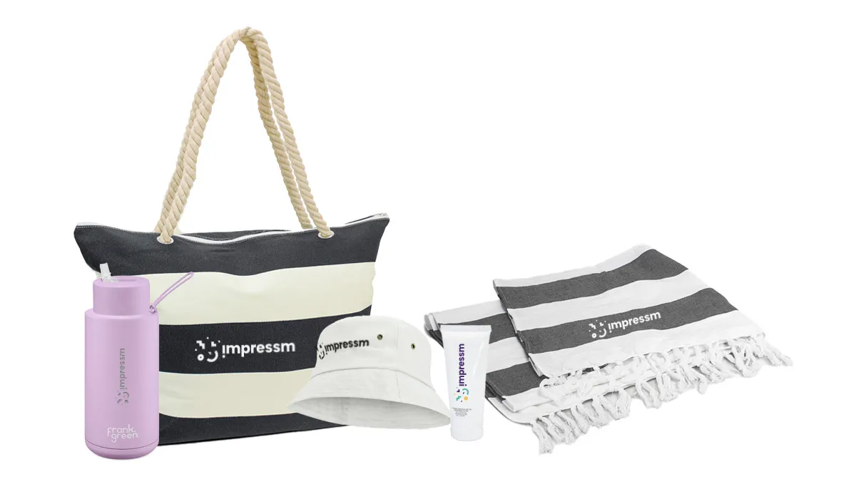 Summer corporate gift pack